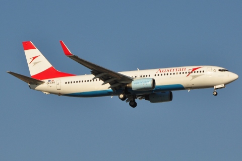 OE-LNQ - 737-8Z9(WL) - Austrian Airlines - AYT - 28-08-2011