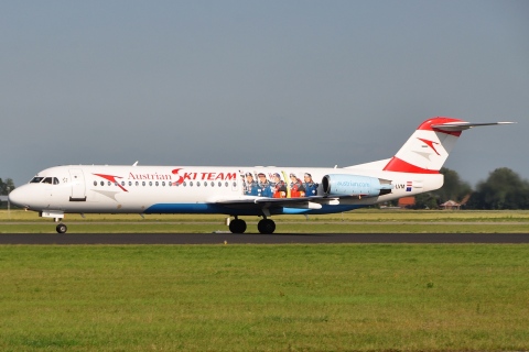 OE-LVM - Fokker 100 - Austrian Arrows - AMS - 04-07-2011