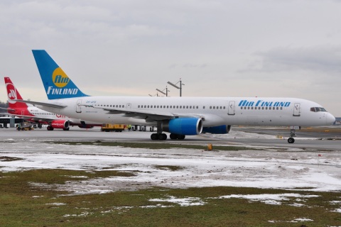 OH-AFK - 757-28A - Air Finland - SZG - 08-01-2011