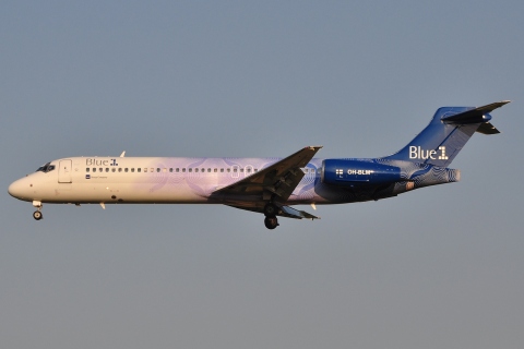 OH-BLM - 717-23S - Blue1 - BRU - 20-04-2011