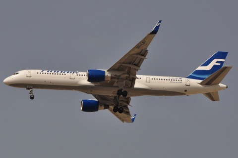 OH-LBT - 757-2Q8(WL) - Finnair - DXB - 03-04-2011