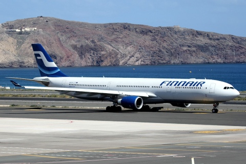 OH-LTT - A330-302 - Finnair - LPA - 17-02-2011