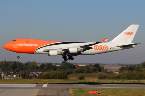 OO-THB - 747-4HAF(ER) - TNT Airways - LGG - 16-10-2011