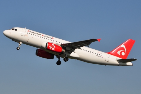 PH-AAY - A320-232 - Amsterdam Airlines - AMS - 04-07-2011