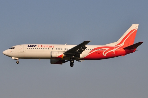 SP-LLF - 737-45D - LOT Charters - BRU - 20-04-2011