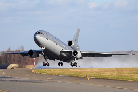 T255 - DC-10 - Royal Netherlands Air Force - LGG - 09-12-2011