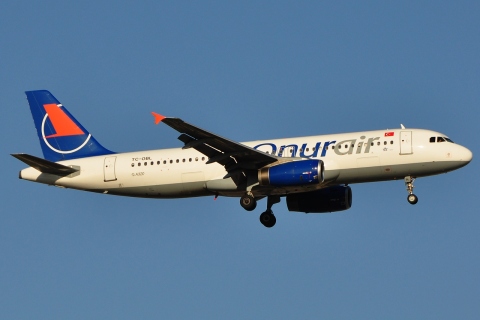 TC-OBL - A320-232 - Onur Air - AYT - 26-08-2011