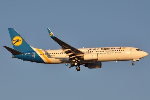 UR-PSC - 737-8HX(WL) - Ukraine International Airlines - AYT - 26-08-2011