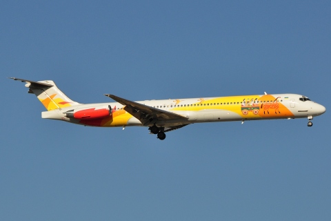 UR-WRB - MD-83 - Windrose Air - AYT - 27-08-2011