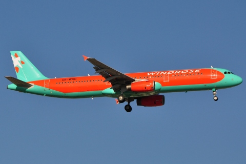UR-WRH - A321-231 - Windrose Air - AYT - 26-08-2011