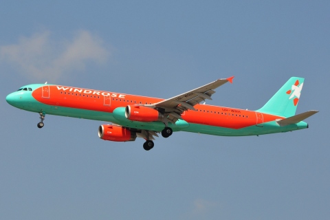 UR-WRH - A321-231 - Windrose Air - AYT - 28-08-2011