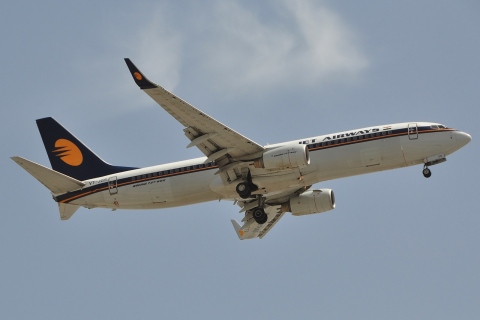 VT-JGS - 737-85R(WL) - Jet Airways - DXB - 08-04-2011