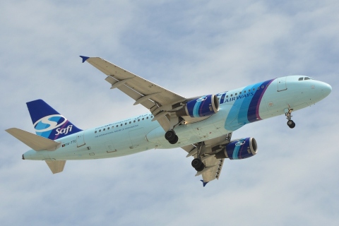YA-TTC - A320-212 - Safi Airways - DXB - 07-04-2011