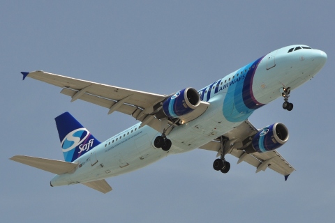 YA-TTC - A320-212 - Safi Airways - DXB - 08-04-2011