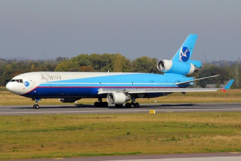 Z-BVT - MD-11F - Avient Aviation - LGG - 16-10-2011