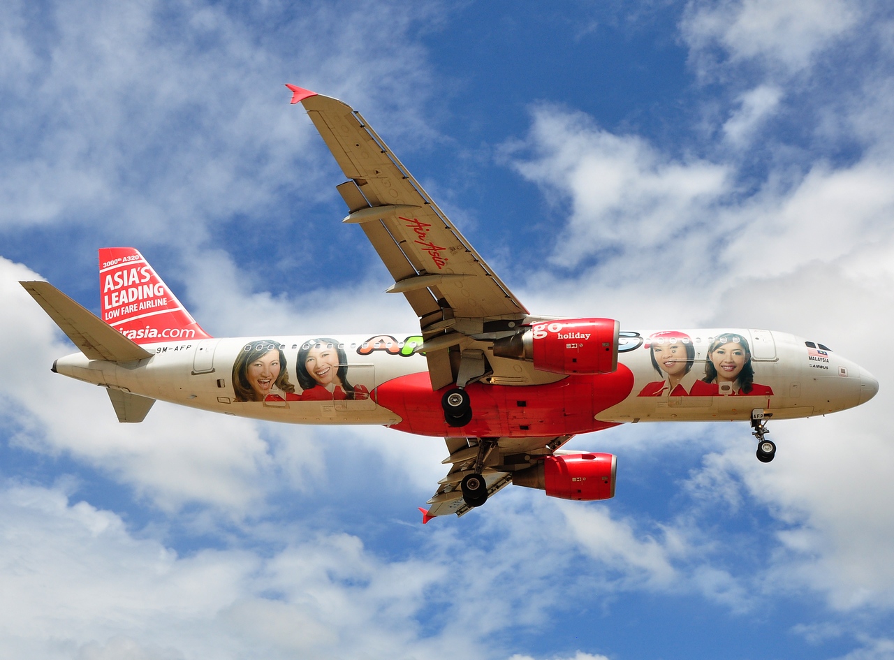 9M-AFP - A320-216 - AirAsia - HKT - 30-01-2012