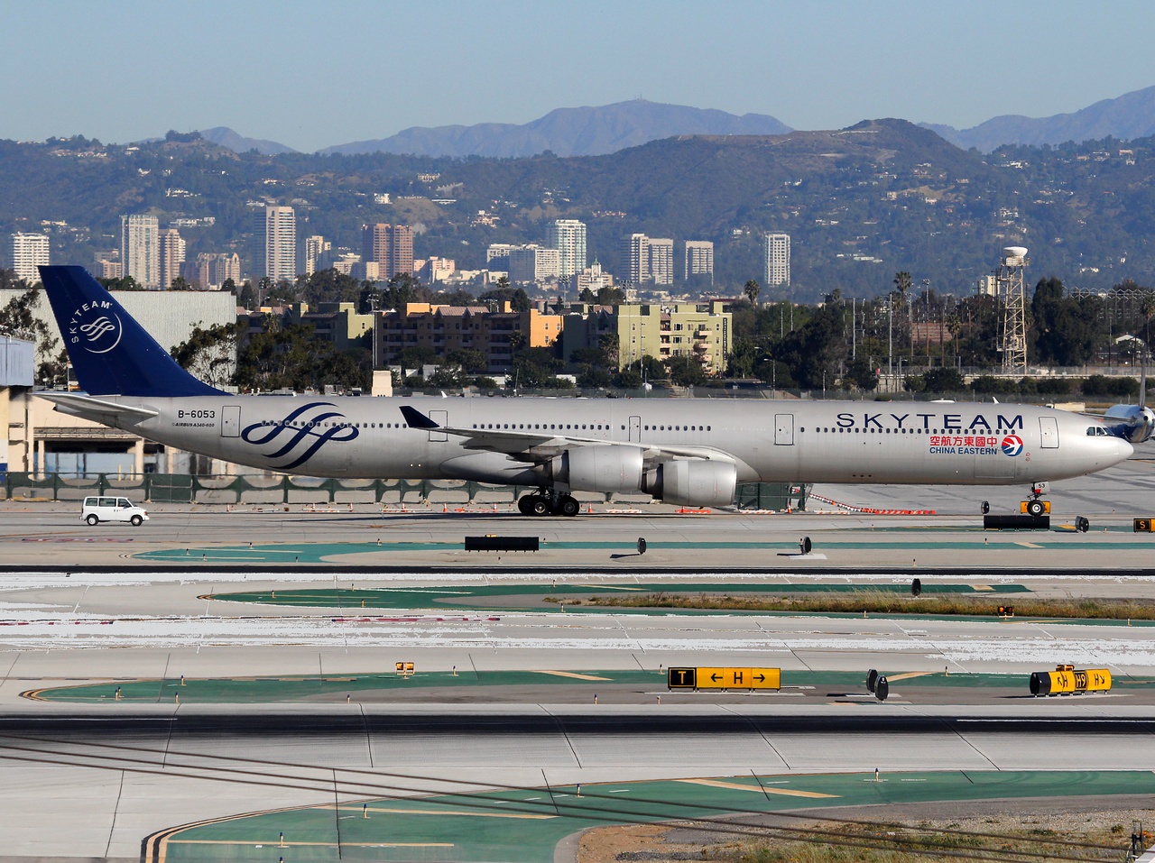 B-6053 - A340-642 - China Eastern Airlines - LAX - 04-03-2012b