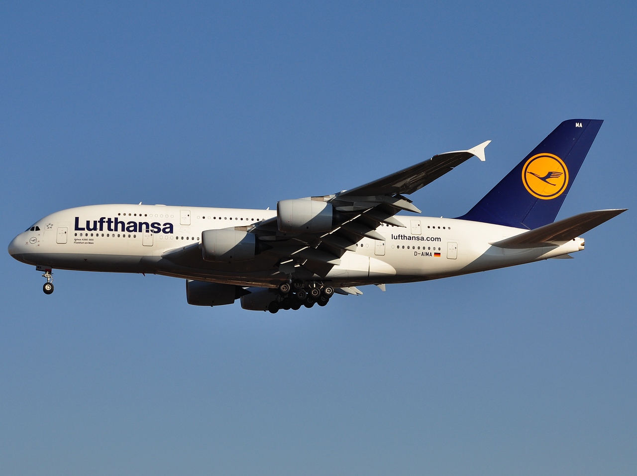 D-AIMA - A380-841 - Lufthansa - JNB - 30-05-2012