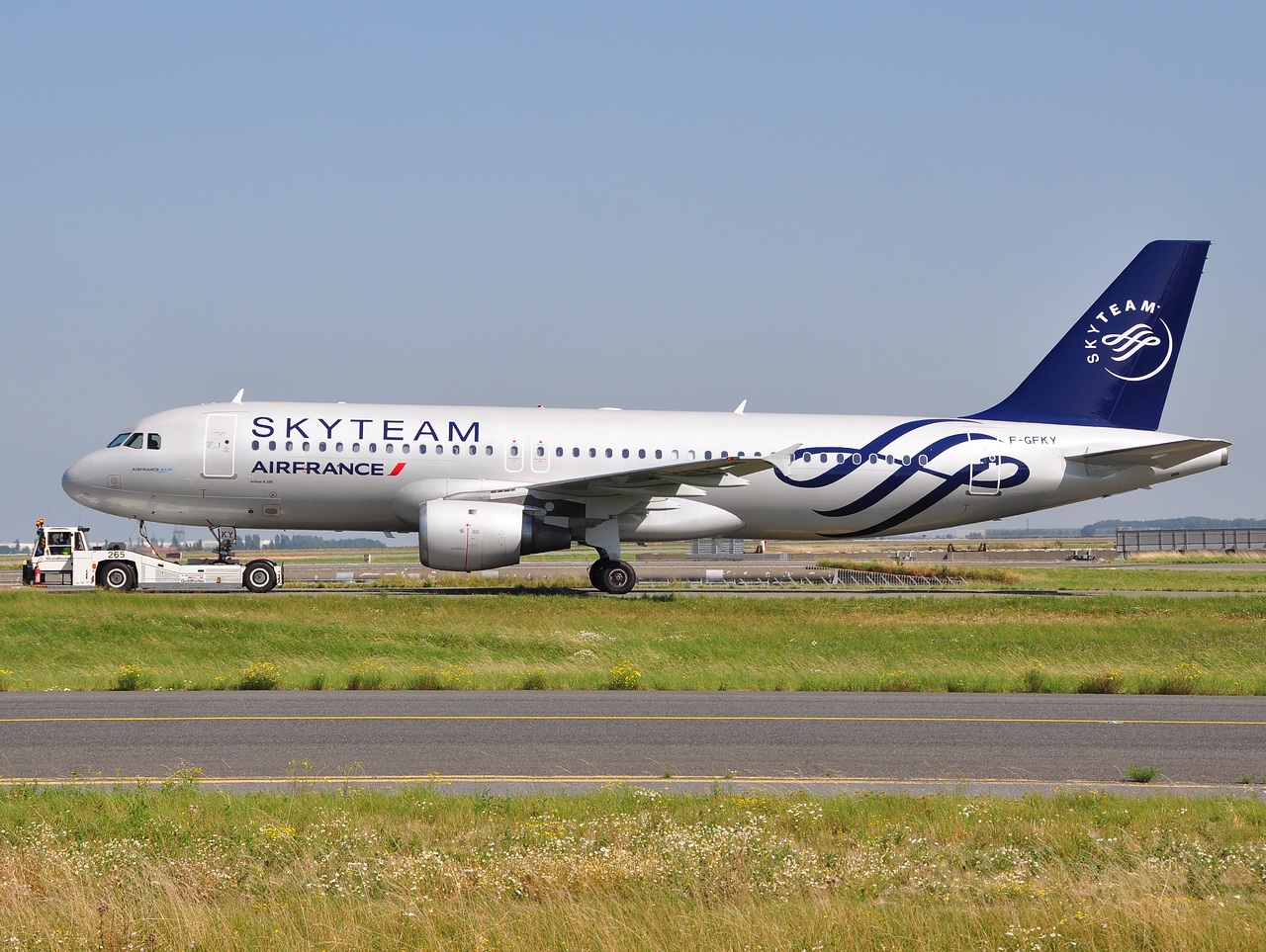 F-GFKY - A320-211 - Air France - CDG - 10-08-2012