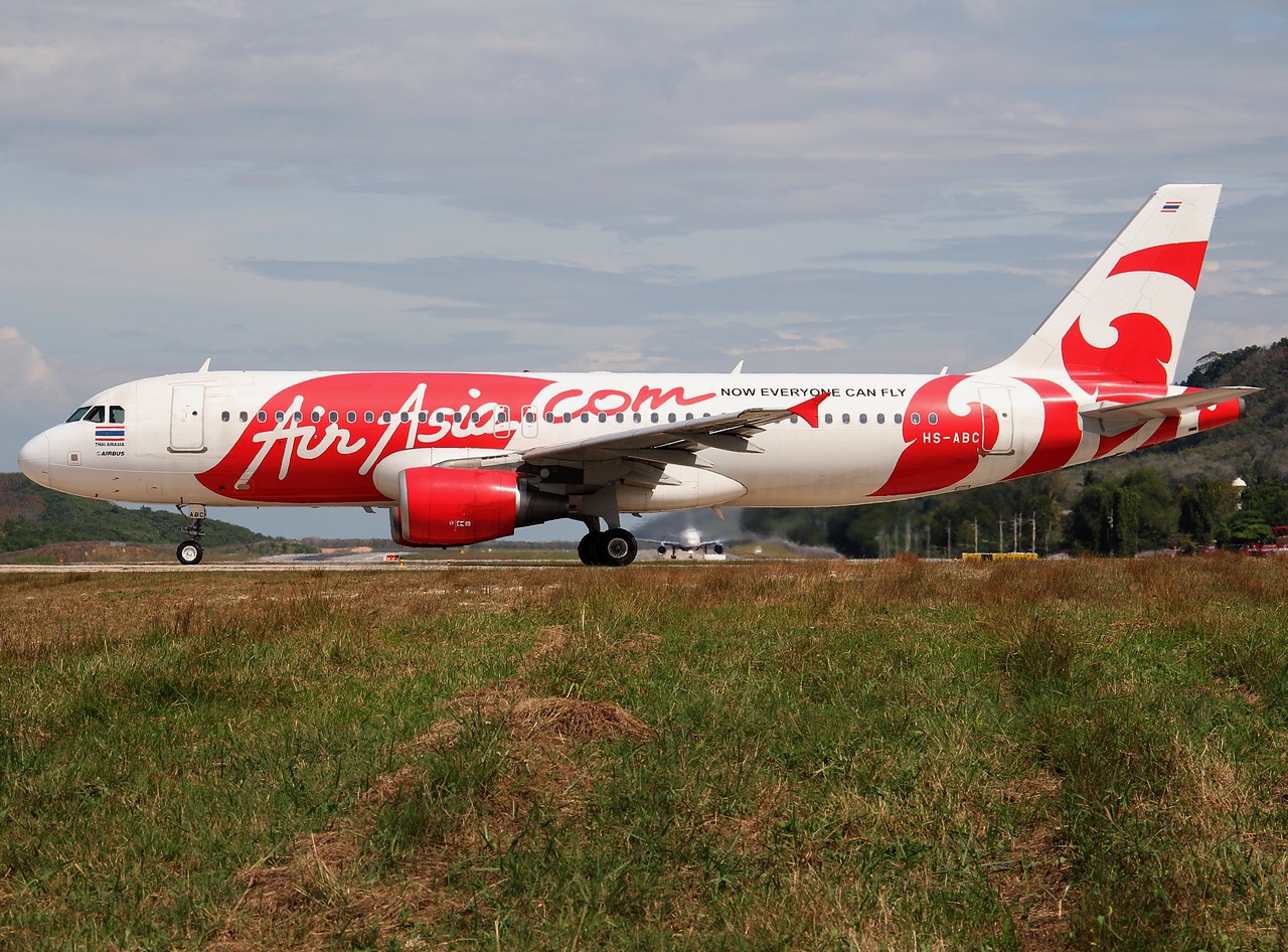 HS-ABC - A320-216 - Thai AirAsia - HKT - 29-01-2012b