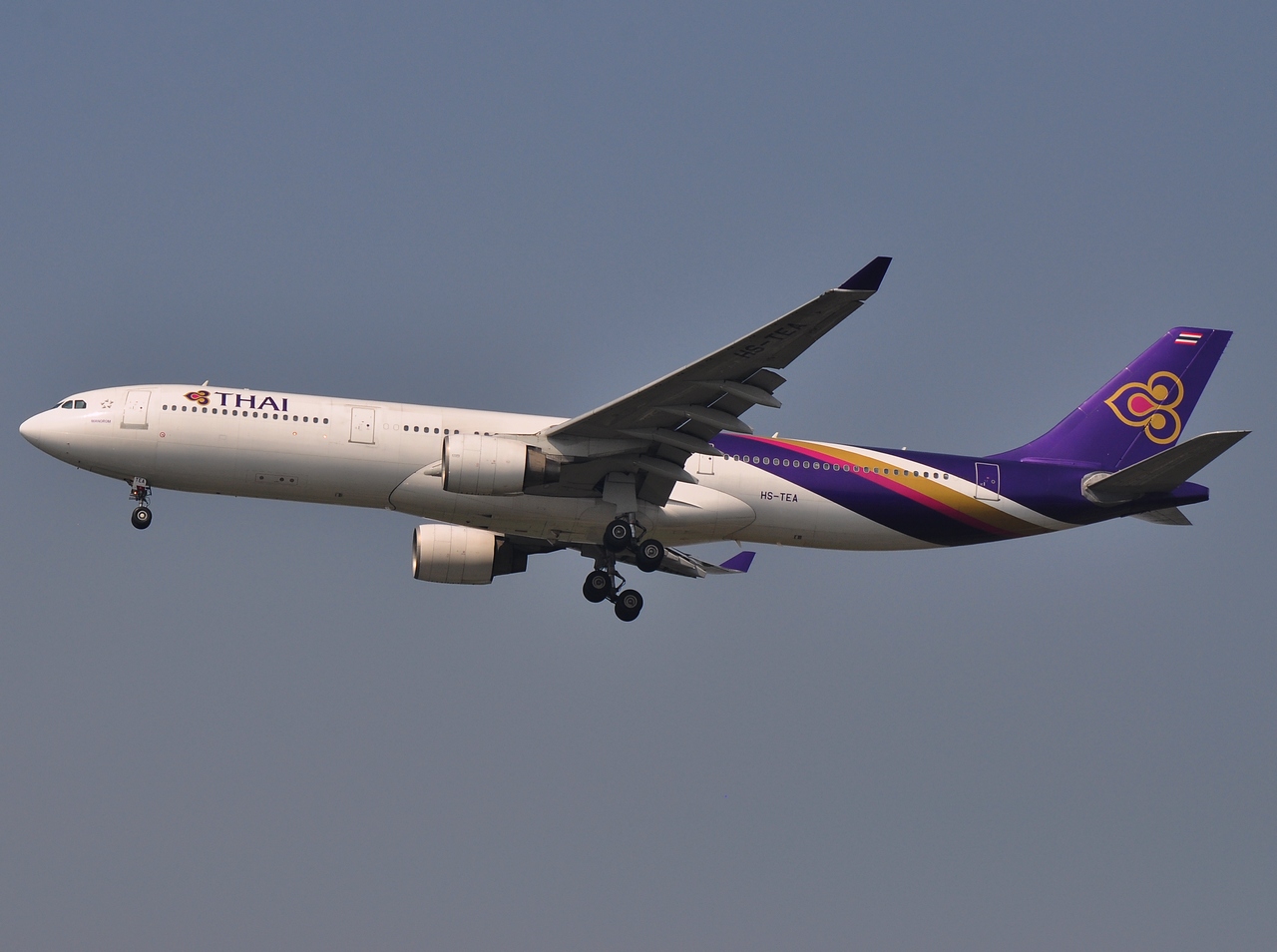 HS-TEA - A330-321 - Thai Airways International - BKK - 25-01-2012