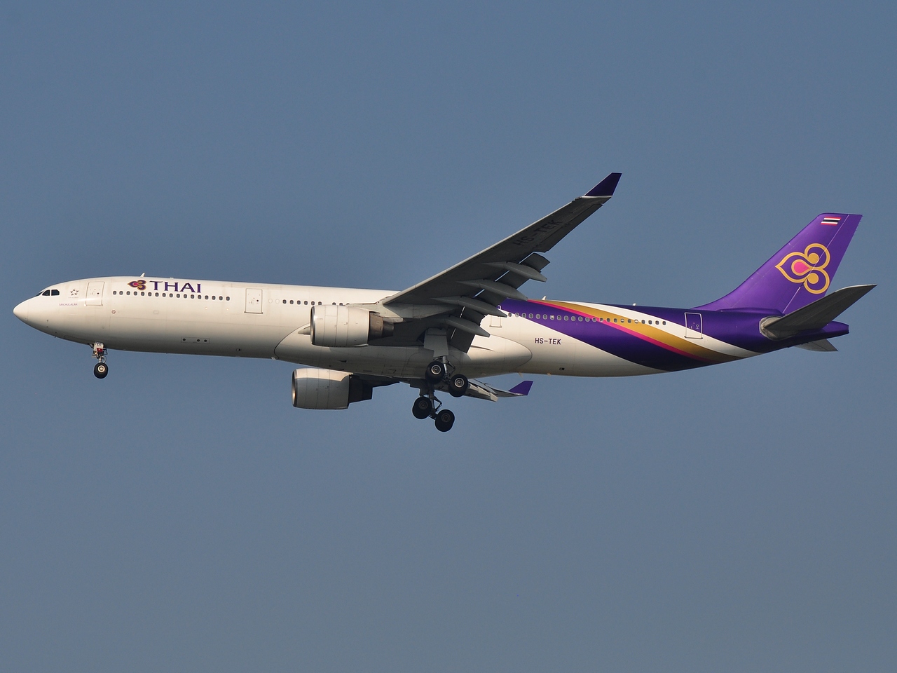 HS-TEK - A330-322 - Thai Airways International - BKK - 25-01-2012