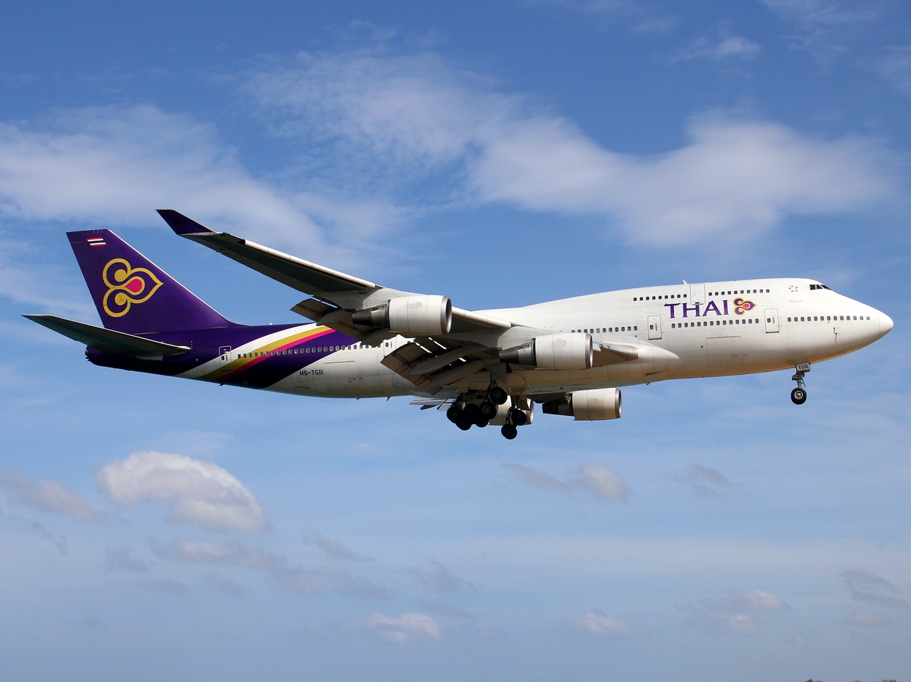 HS-TGB - 747-4D7 - Thai Airways International - HKT - 03-02-2012