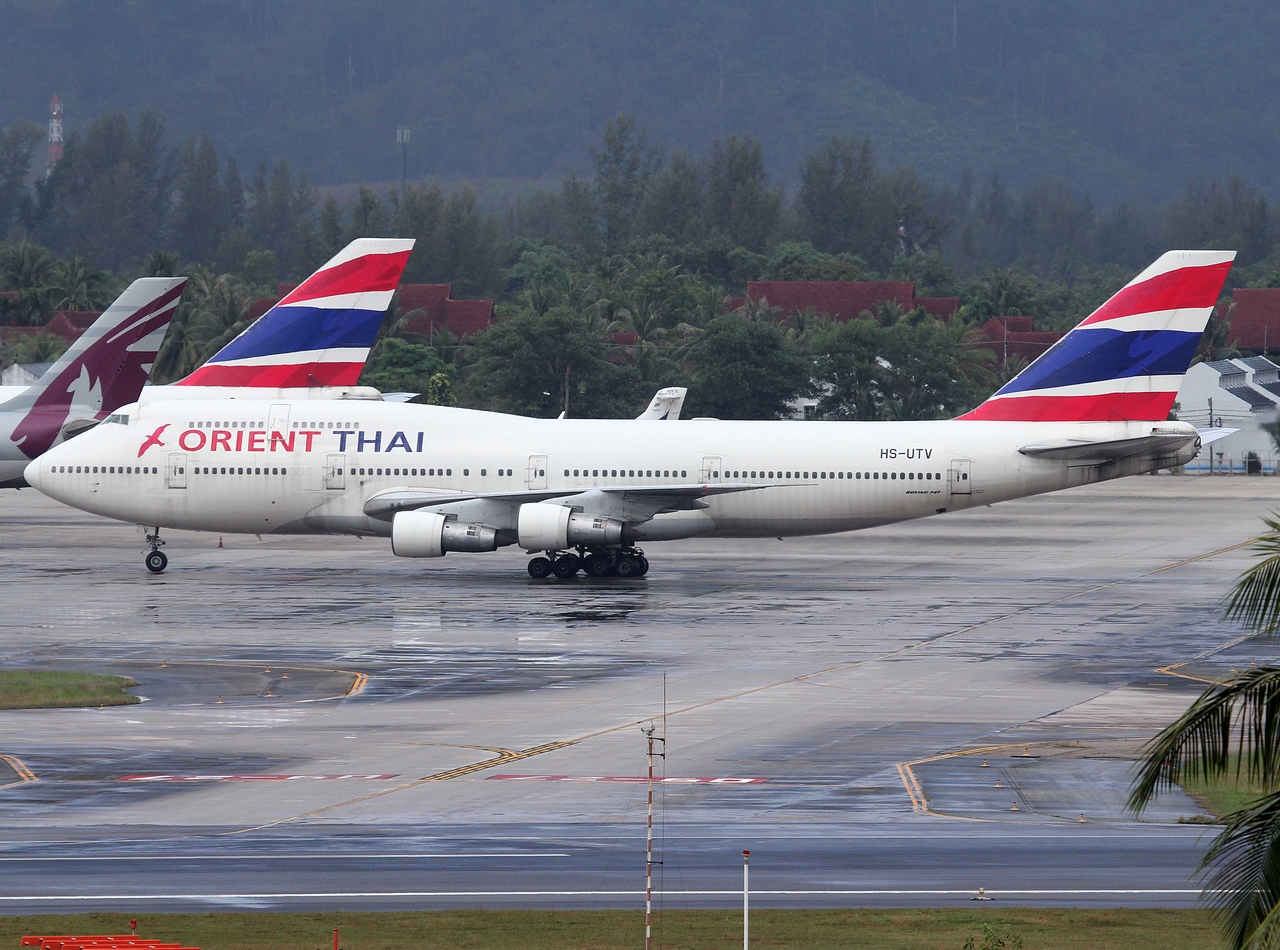 HS-UTV - 747-346 - Orient Thai Airlines - HKT - 29-01-2012