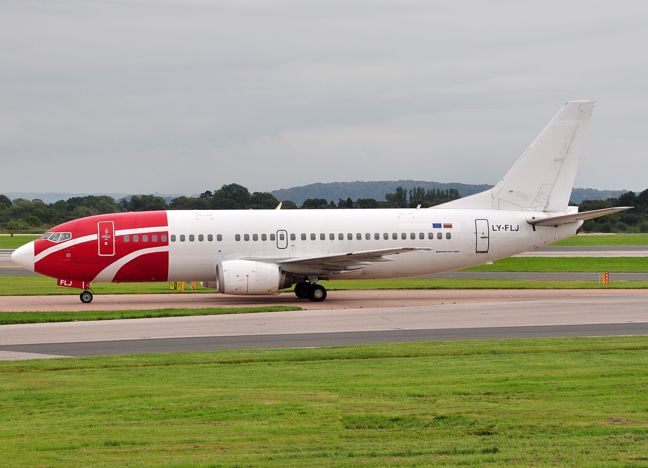 LY-FLJ - 737-3K2 - Small Planet Airlines - MAN - 24-08-2012