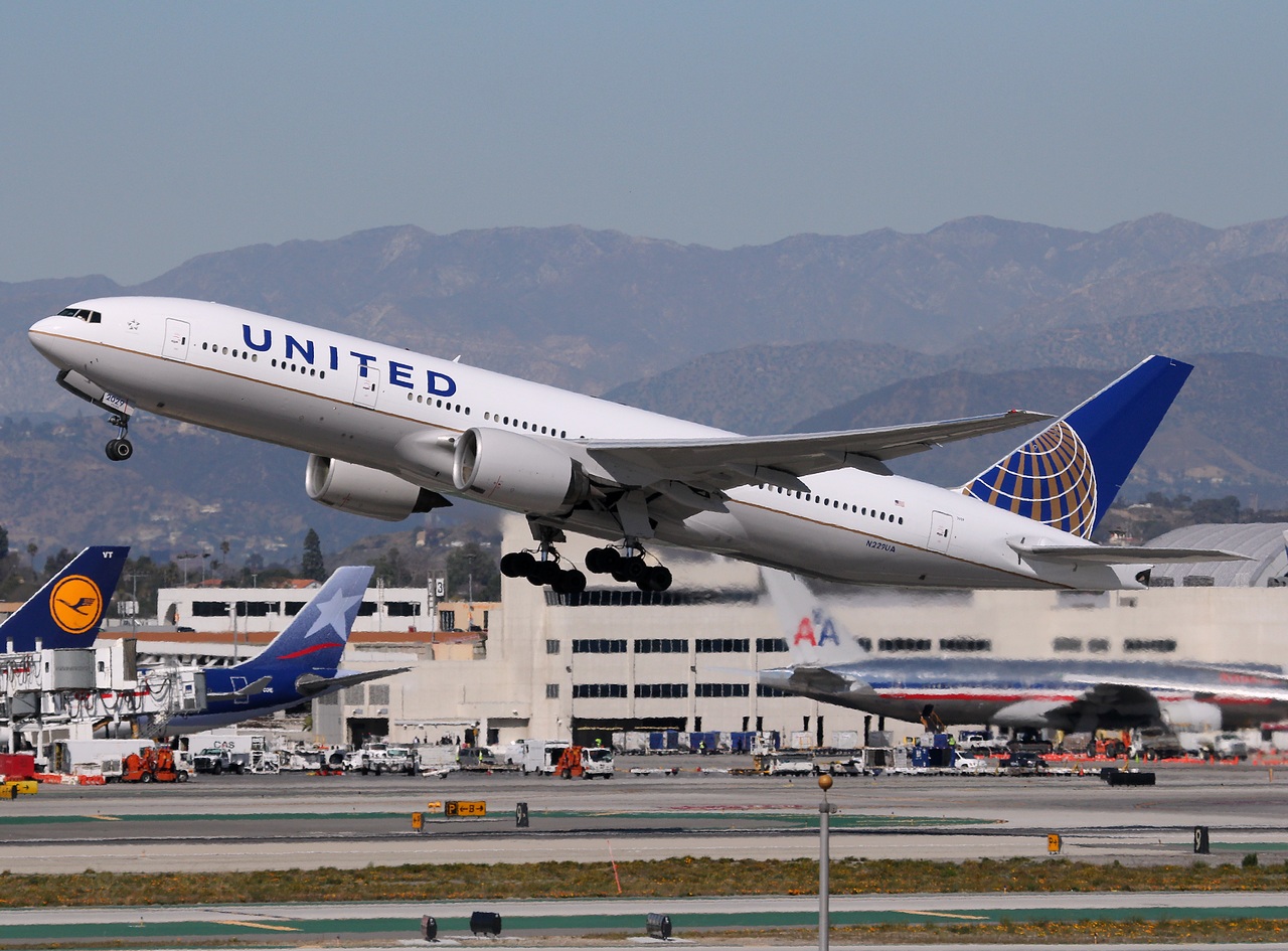 N229UA - 777-222(ER) - United Airlines - LAX - 04-03-2012