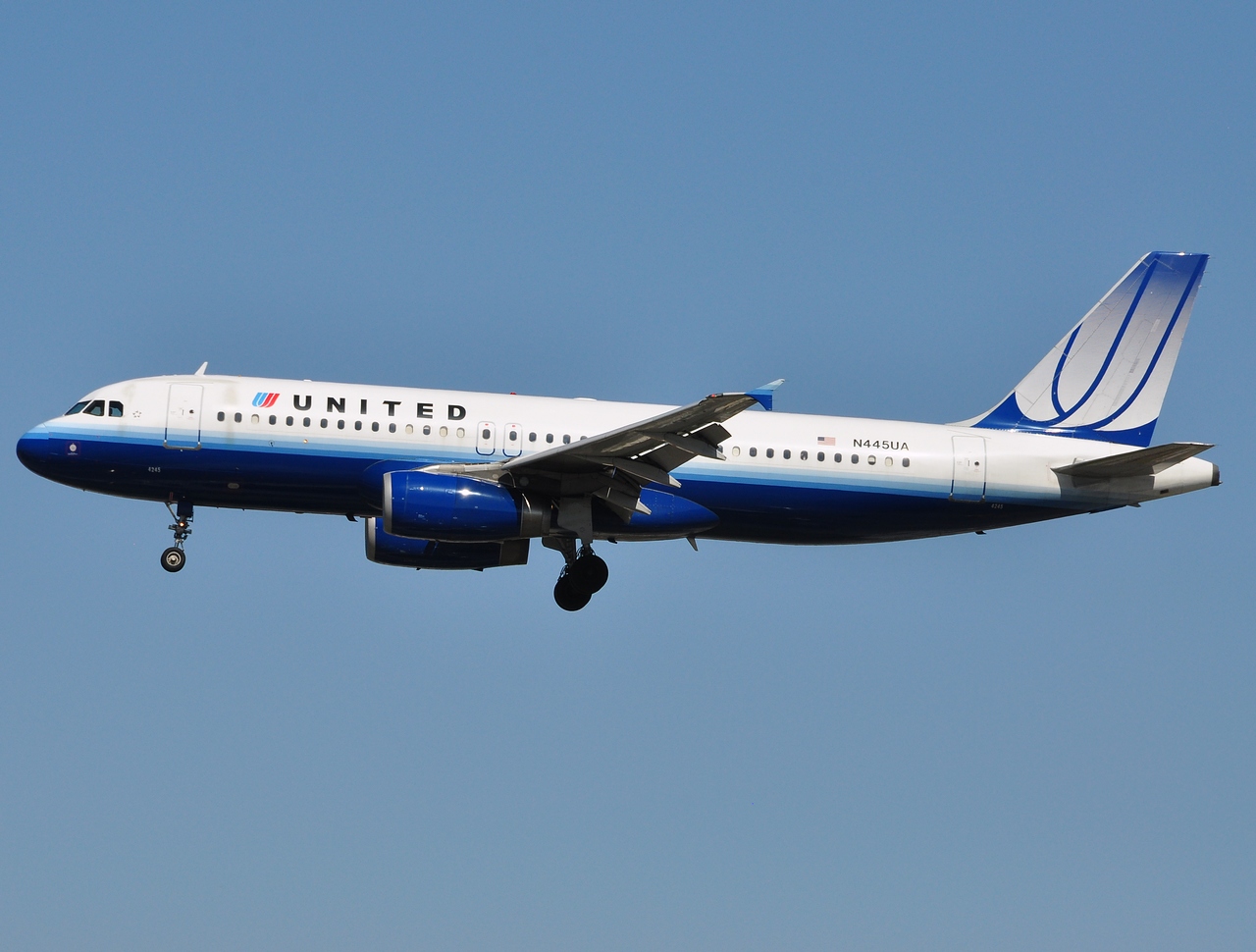 N445UA - A320-232 - United Airlines - LAX - 08-03-2012