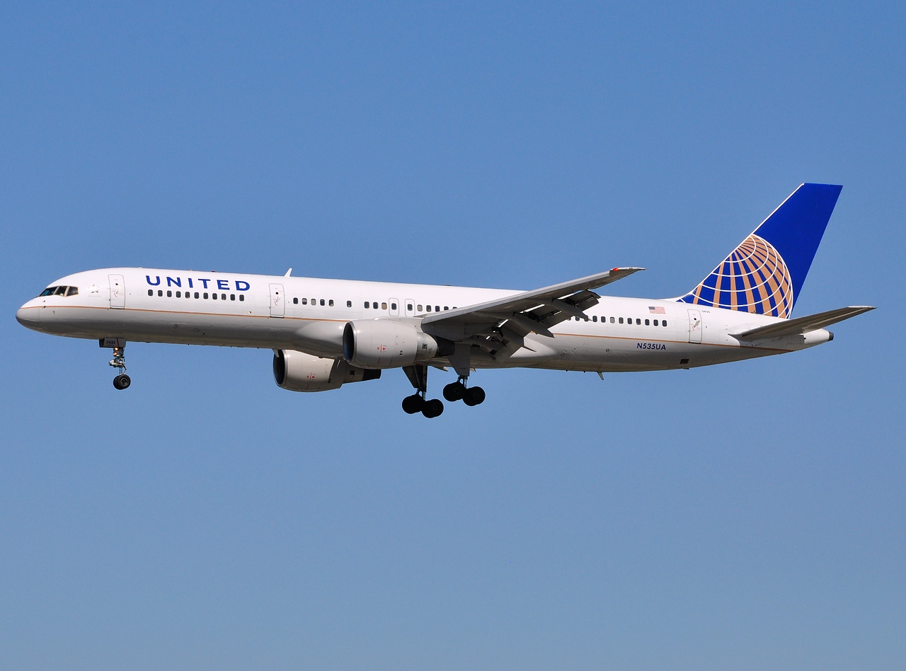 N535UA - 757-222 - United Airlines - LAX - 08-03-2012