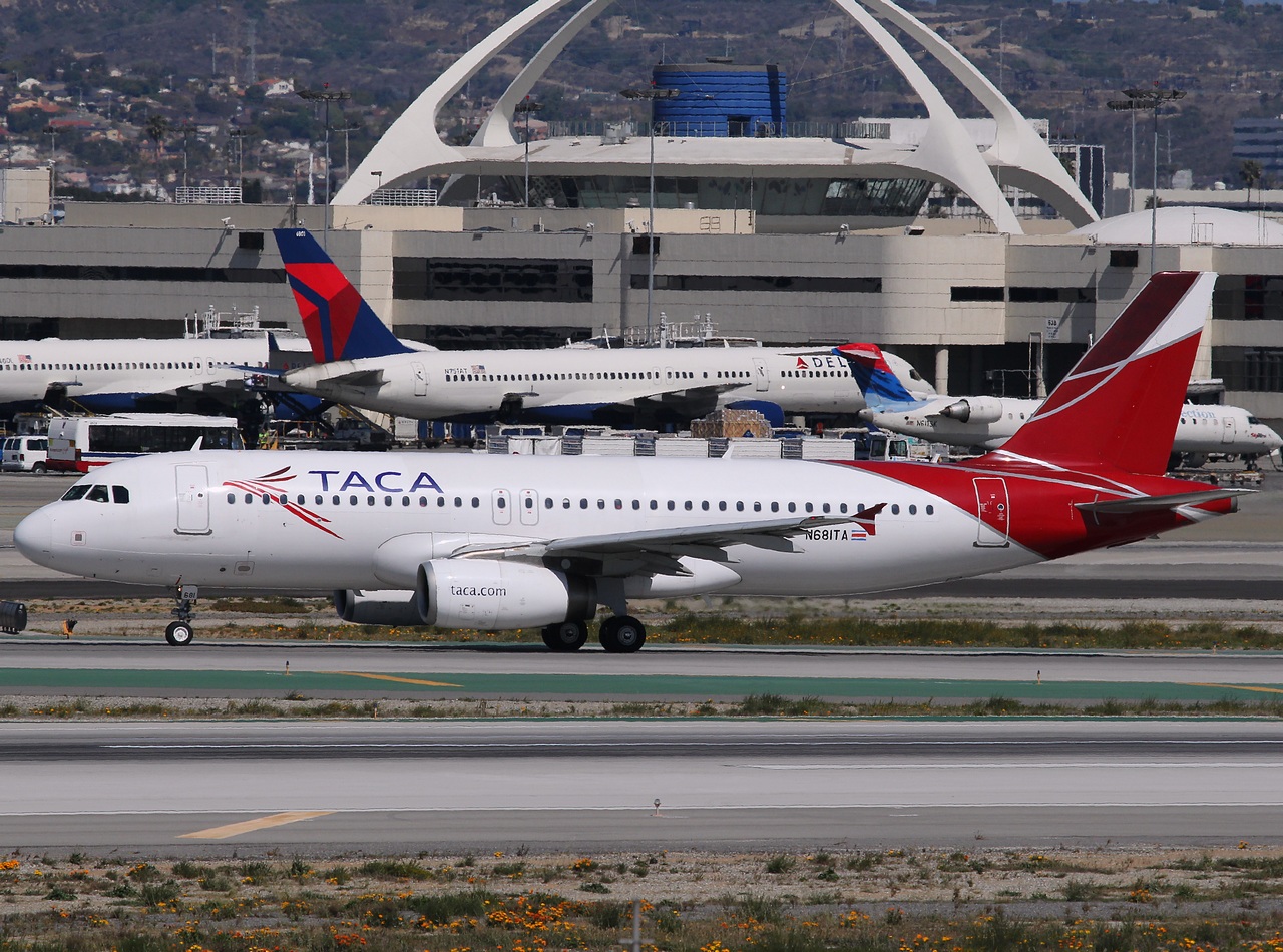 N681TA - A320-233 - TACA International Airlines - LAX - 04-03-2012