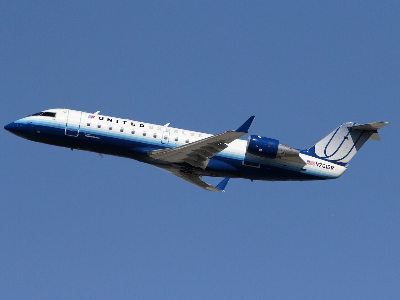 N701BR - CRJ-200ER - United Express - LAX - 04-03-2012