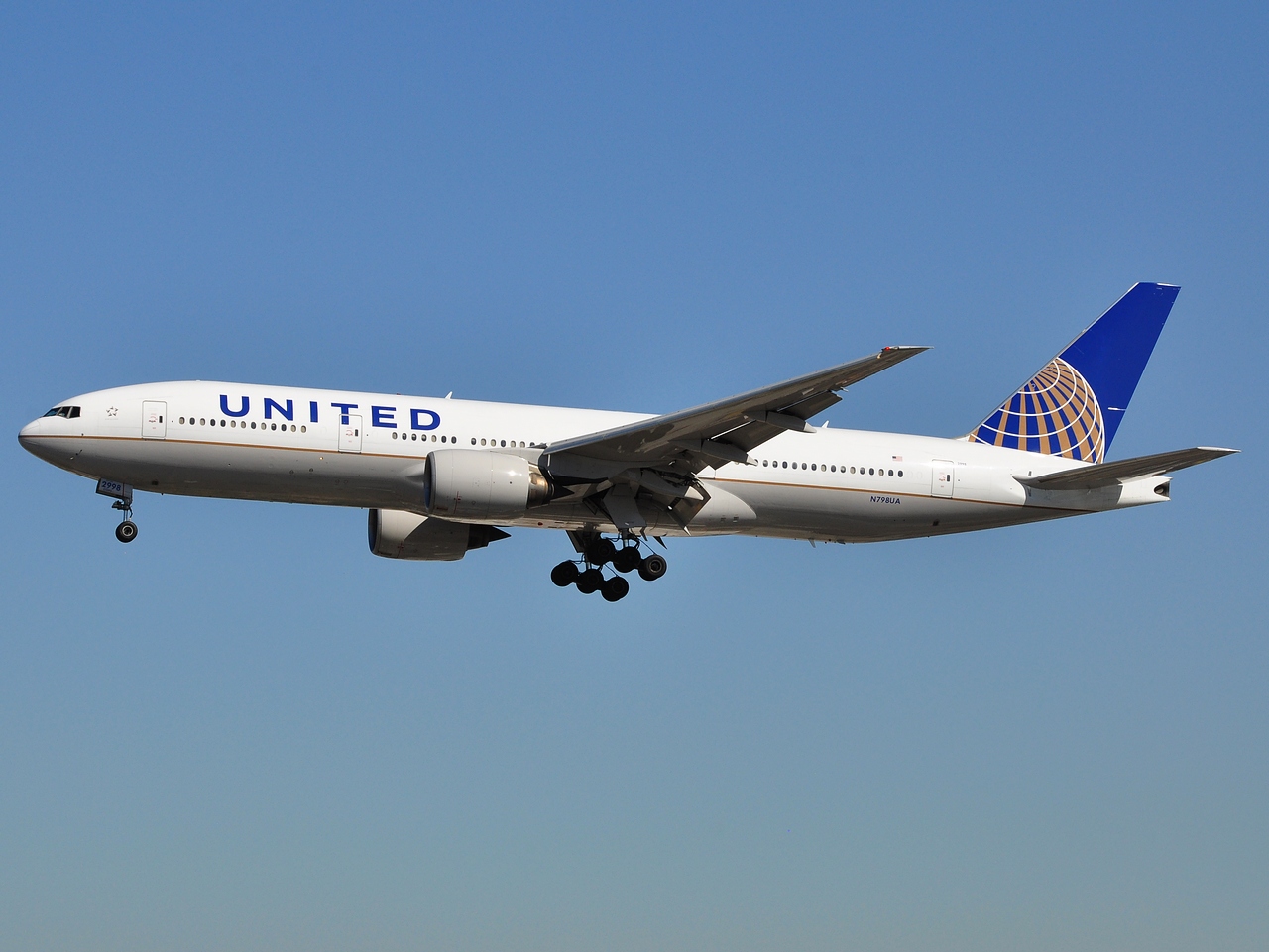 N798UA - 777-222(ER) - United Airlines - LAX - 09-03-2012