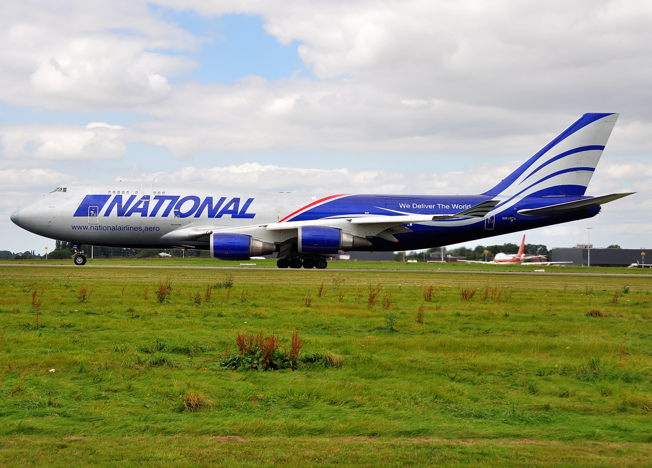 N919CA - 747-428 - National Airlines - LGG - 01-09-2012