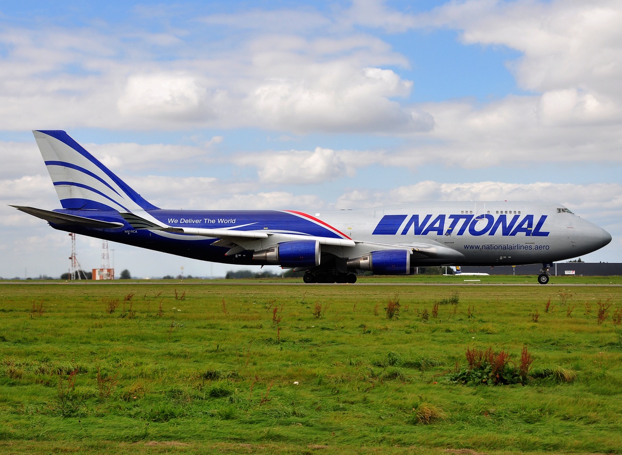 N919CA - 747-428 - National Airlines - LGG - 01-09-2012b
