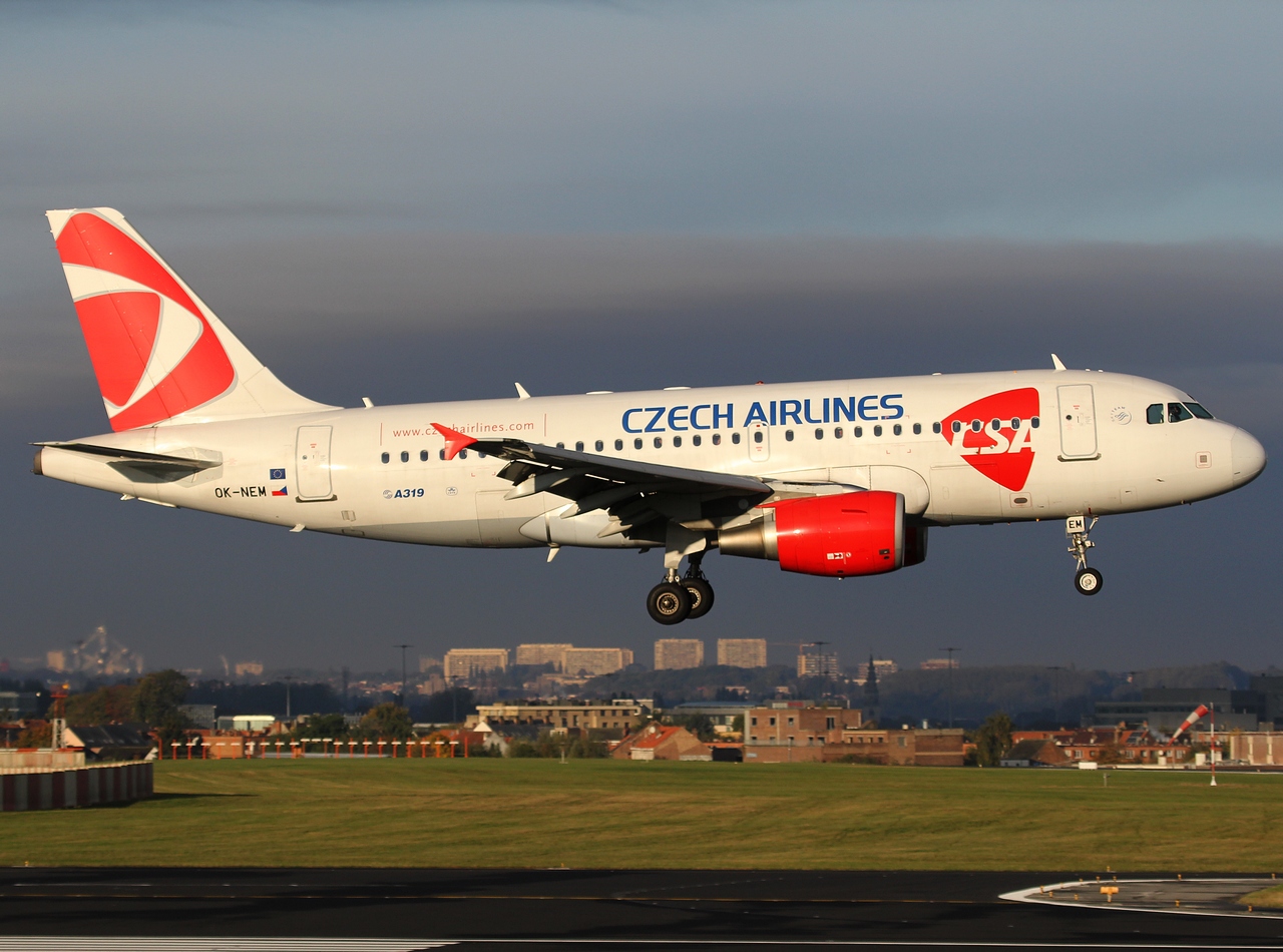 OK-NEM - A319-112 - CSA Czech Airlines - BRU - 27-10-2012