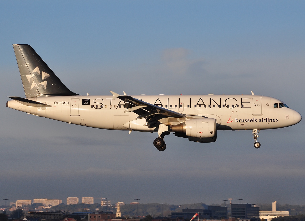 OO-SSC - A319-112 - Brussels Airlines - BRU - 27-10-2012