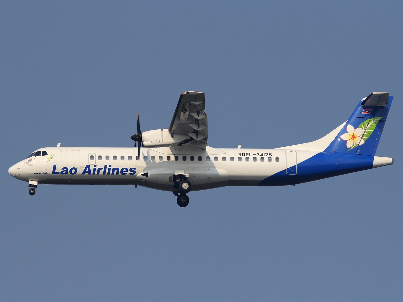 RDPL-34175 - ATR 72-500 (72-212A) - Lao Airlines - BKK - 25-01-2012