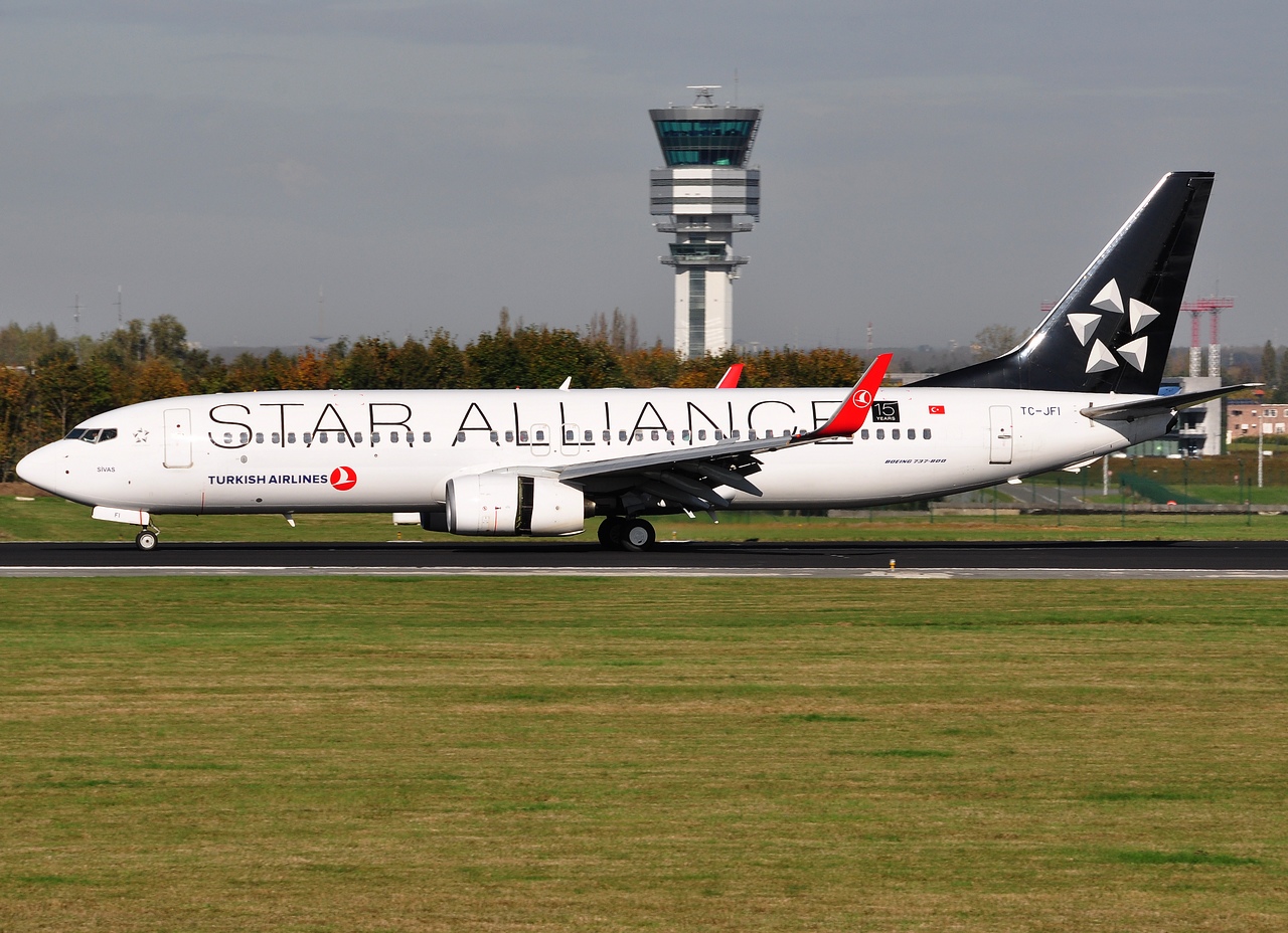 TC-JFI - 737-8F2(WL) - Turkish Airlines - BRU - 28-10-2012