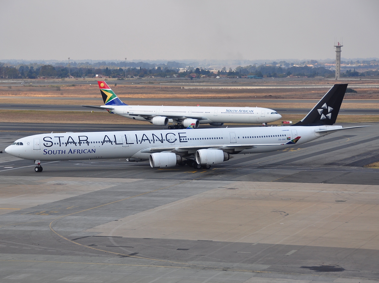 ZS-SNC - A340-642 - South African Airways - JNB - 28-05-2012
