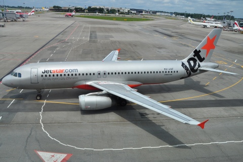 9V-JSF - A320-232 - Jetstar Asia - SIN - 31-01-2012