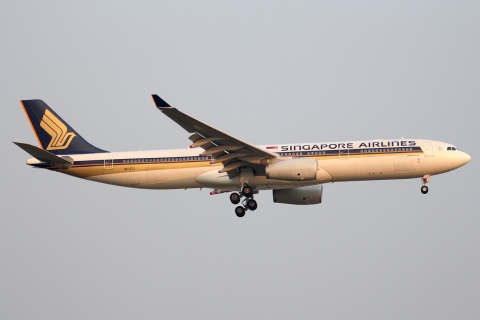 9V-STJ - A330-343 - Singapore Airlines - BKK - 28-01-2012