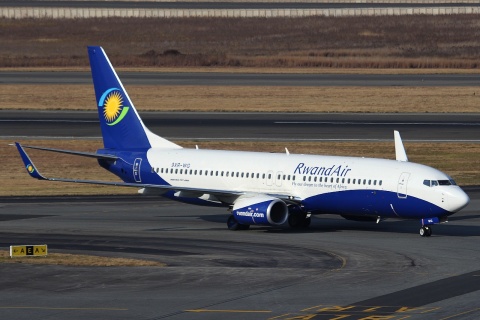 9XR-WG - 737-84Y(WL) - RwandAir - JNB - 28-05-2012b