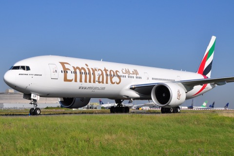 A6-EGP - 777-31H(ER) - Emirates - CDG - 10-08-2012