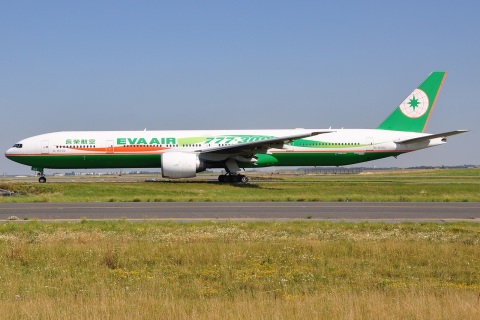 B-16702 - 777-35E(ER) - EVA Air - CDG - 10-08-2012