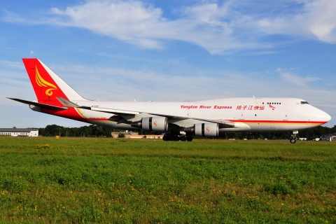 B-2435 - 747-481D - Yangtze River Express - LUX - 02-09-2012