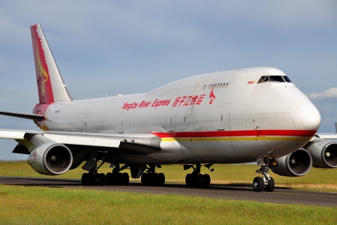 B-2437 - 747-481 - Yangtze River Express - LUX - 02-09-2012