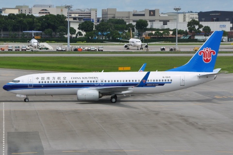B-5641 - 737-81B(WL) - China Southern Airlines - SIN - 31-01-2012